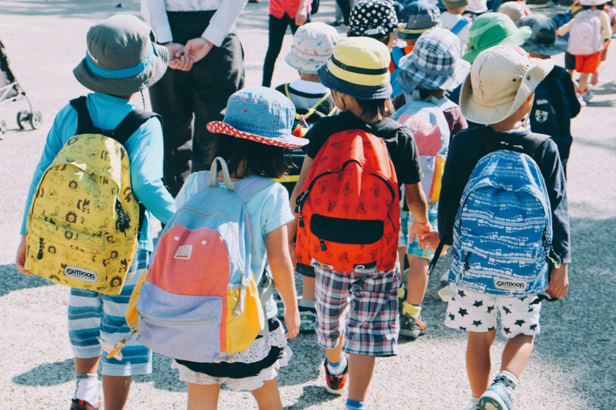 Medidas de prevención antipiojos en el colegio